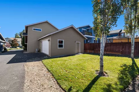 Exterior - 61419 Sunbrook Dr, Bend, OR 97702 photo 6 of 7