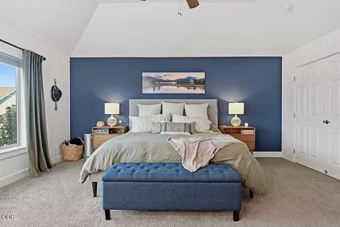 Bedroom - 3108 NE Marea Dr, Bend, OR 97701 photo 2 of 6