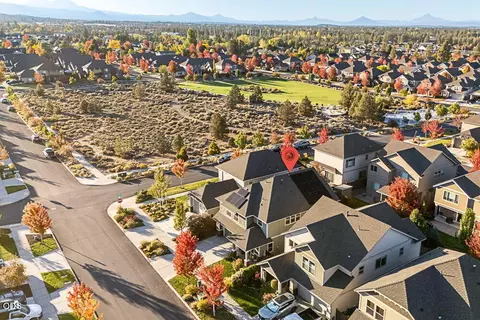 View/Area - 3108 NE Marea Dr, Bend, OR 97701 photo 1 of 3