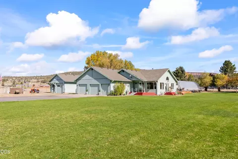 7208 NE Ochoco Hwy, Prineville, OR 97754