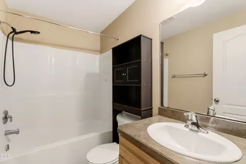 Bath - 56085 Marsh Hawk Rd, Bend, OR 97707 photo 1 of 2