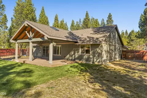 Exterior - 56085 Marsh Hawk Rd, Bend, OR 97707 photo 13 of 16