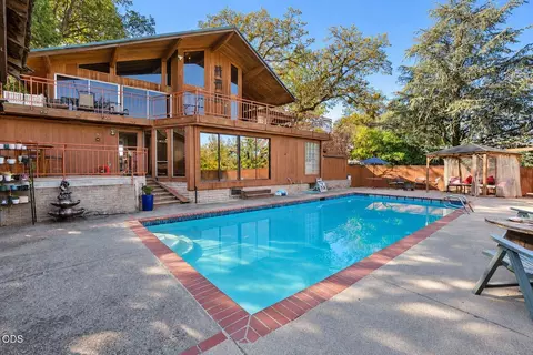 2020 Ridge Way, Medford, OR 97504