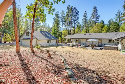 Exterior - 995 Upper Applegate Rd, Jacksonville, OR 97530 photo 16 of 22