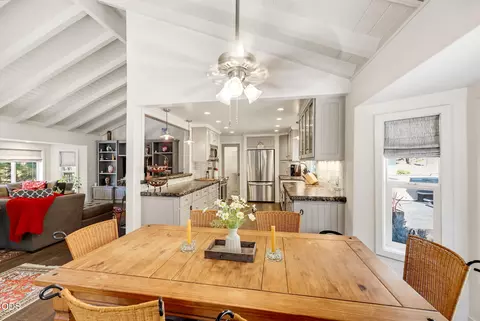 Dining - 995 Upper Applegate Rd, Jacksonville, OR 97530 photo 2 of 3