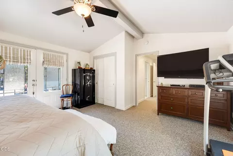 Bedroom - 995 Upper Applegate Rd, Jacksonville, OR 97530 photo 4 of 7