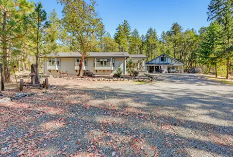 Exterior - 995 Upper Applegate Rd, Jacksonville, OR 97530 photo 3 of 22