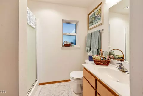 Bath - 995 Upper Applegate Rd, Jacksonville, OR 97530 photo 5 of 5