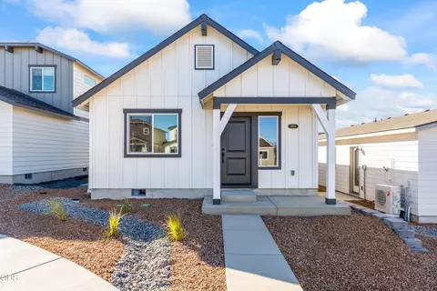 3984 SW Obsidian Pl #139, Redmond, OR 97756
