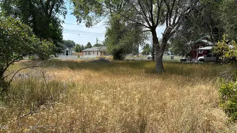 428 E Washington St, Burns, OR 97720 photo 26