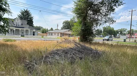 428 E Washington St, Burns, OR 97720 photo 27
