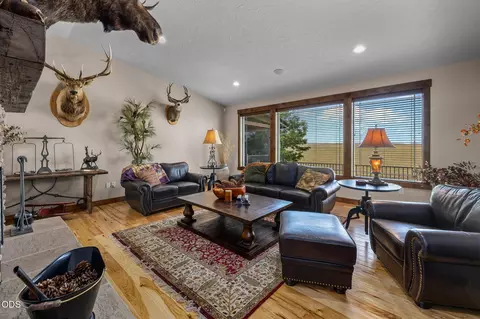 Living - 43628 Coombs Canyon Rd, Pendleton, OR 97801 photo 1 of 7