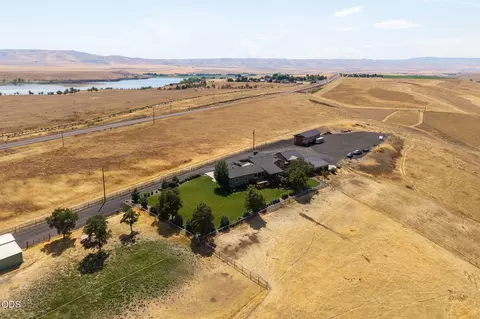 View/Area - 43628 Coombs Canyon Rd, Pendleton, OR 97801 photo 1 of 10