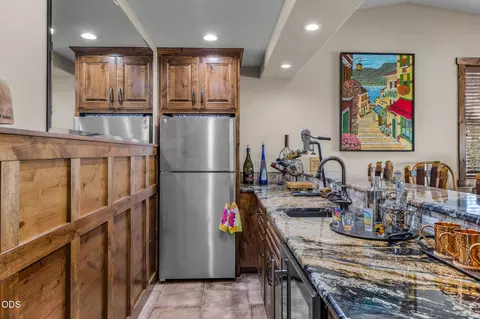 Kitchen - 43628 Coombs Canyon Rd, Pendleton, OR 97801 photo 7 of 7