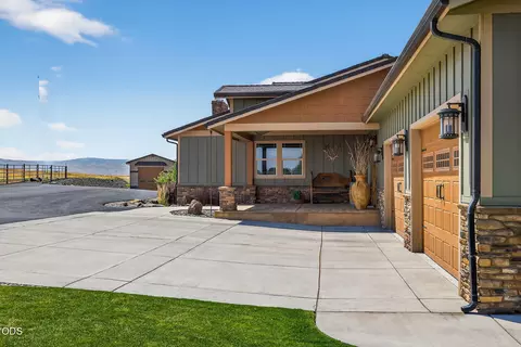 Exterior - 43628 Coombs Canyon Rd, Pendleton, OR 97801 photo 10 of 32