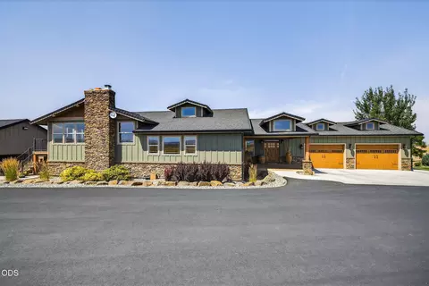 Exterior - 43628 Coombs Canyon Rd, Pendleton, OR 97801 photo 2 of 32