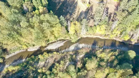 View/Area - 9439 Holland Loop Rd, Cave Junction, OR 97523 photo 3 of 6