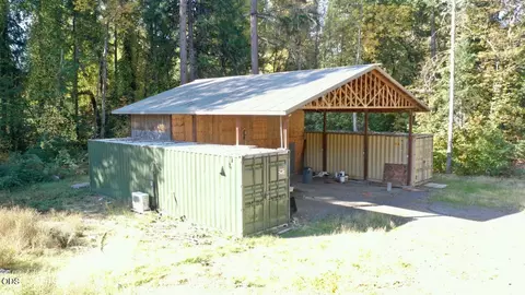 Exterior - 9439 Holland Loop Rd, Cave Junction, OR 97523 photo 6 of 18