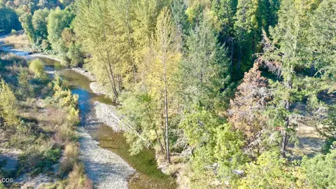 View/Area - 9439 Holland Loop Rd, Cave Junction, OR 97523 photo 4 of 6