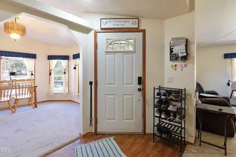 Entry Way - 3735 Cobleigh Rd, Eagle Point, OR 97524 photo 1 of 1