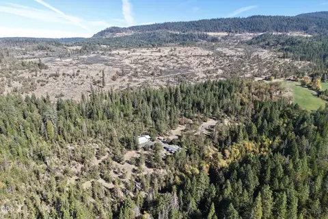 View/Area - 3735 Cobleigh Rd, Eagle Point, OR 97524 photo 6 of 6