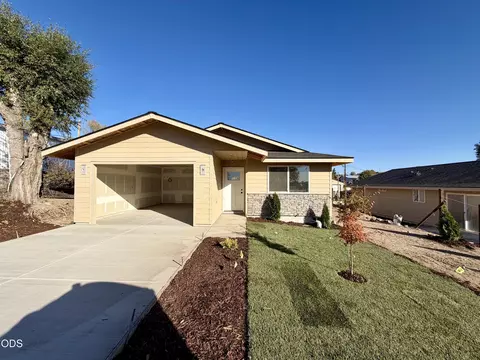 124 NE Jefferson St, Madras, OR 97741