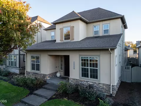 10388 SW Barber St, Wilsonville, OR 97070