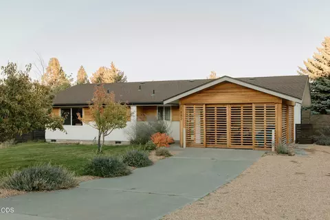 1882 NE Diablo Way, Bend, OR 97701