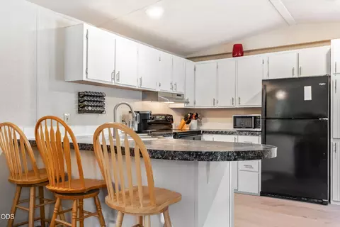 Kitchen - Undisclosed, Bend, OR 97707 photo 1 of 4
