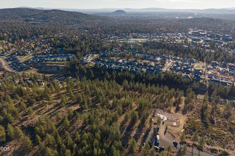 19151 Horizon View Dr, Bend, OR 97703 photo 13