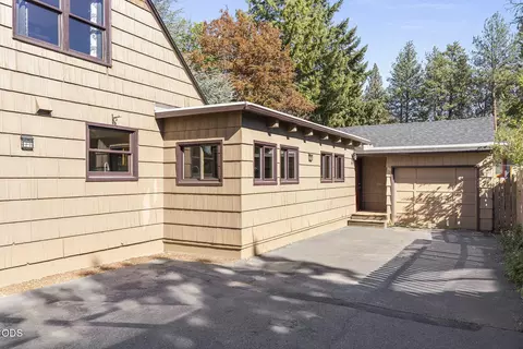 Exterior - 714 NE 10th St, Bend, OR 97701 photo 12 of 12
