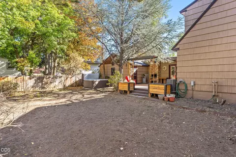 Exterior - 714 NE 10th St, Bend, OR 97701 photo 9 of 12