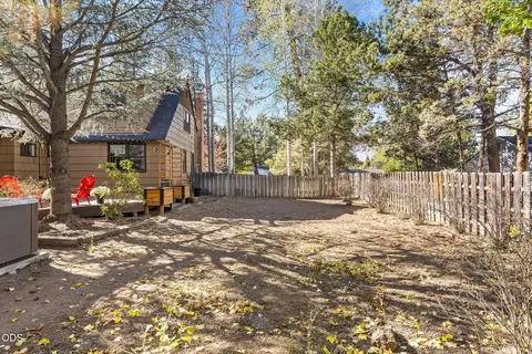 Exterior - 714 NE 10th St, Bend, OR 97701 photo 11 of 12