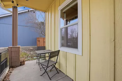 Exterior - 20648 Beaumont Dr, Bend, OR 97701 photo 5 of 5