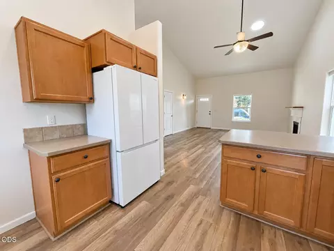 Kitchen - 20648 Beaumont Dr, Bend, OR 97701 photo 3 of 3