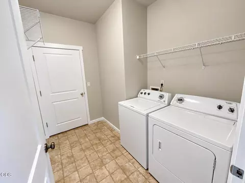 Other - 20648 Beaumont Dr, Bend, OR 97701 photo 2 of 4