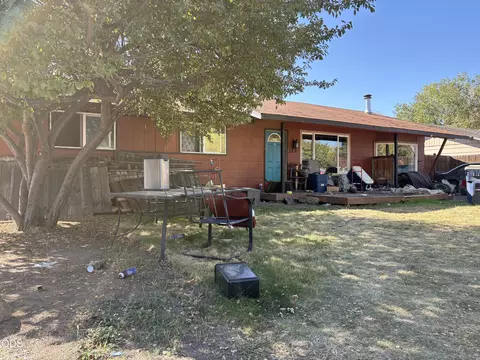 228 NW Greenwood Ave, Redmond, OR 97756