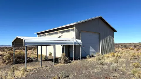 86645 Stagecoach Ln, Christmas Valley, OR 97641