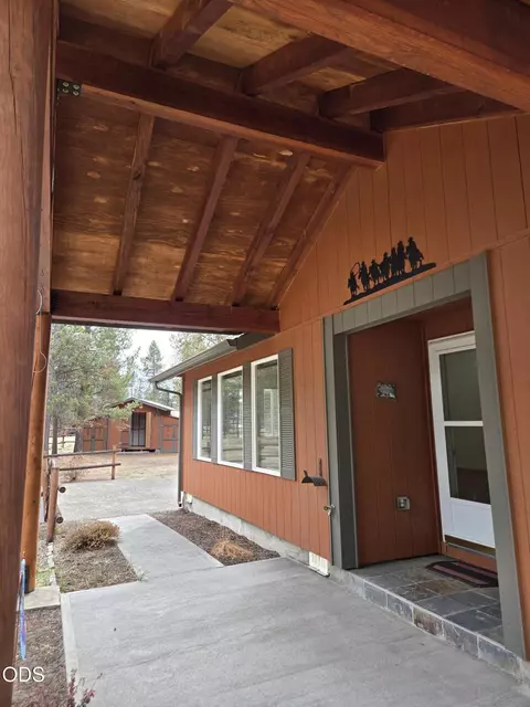 Exterior - 52971 Walker Way, La Pine, OR 97739 photo 9 of 9