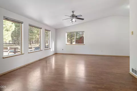 Living - 52971 Walker Way, La Pine, OR 97739 photo 2 of 2