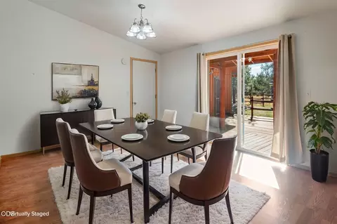 Dining - 52971 Walker Way, La Pine, OR 97739 photo 1 of 1