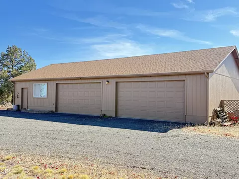 12500 NW Sumpter Dr, Terrebonne, OR 97760