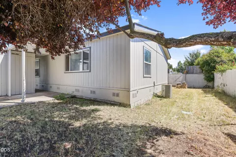 633 E Archwood Dr UNIT 27, Eagle Point, OR 97524 photo 26