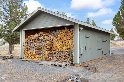Other - 59866 Calgary Loop, Bend, OR 97702 photo 19 of 21