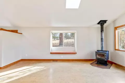 Living - 59866 Calgary Loop, Bend, OR 97702 photo 1 of 4