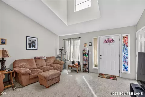 Other - 1371 SW Eclipse Ln, Grants Pass, OR 97527 photo 5 of 13