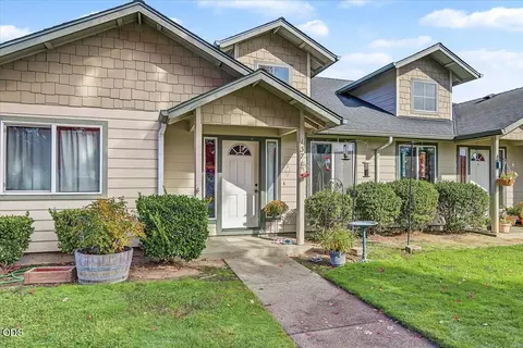 Other - 1371 SW Eclipse Ln, Grants Pass, OR 97527 photo 2 of 13