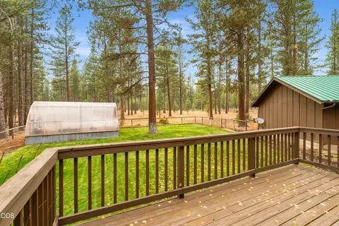 Exterior - 54975 Forest Ln, Bend, OR 97707 photo 3 of 9