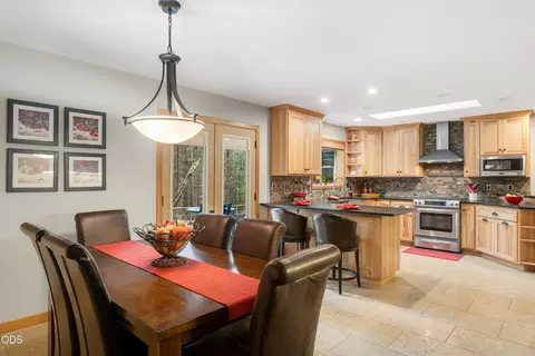 Dining - 54975 Forest Ln, Bend, OR 97707 photo 1 of 1