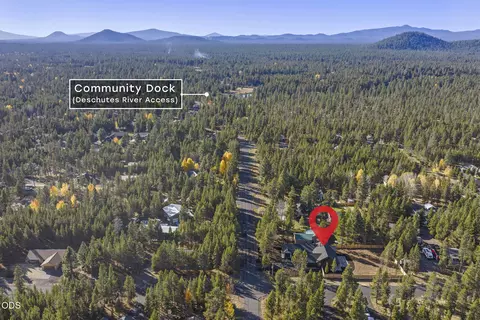 View/Area - 17498 Snow Goose Rd, Bend, OR 97707 photo 5 of 11